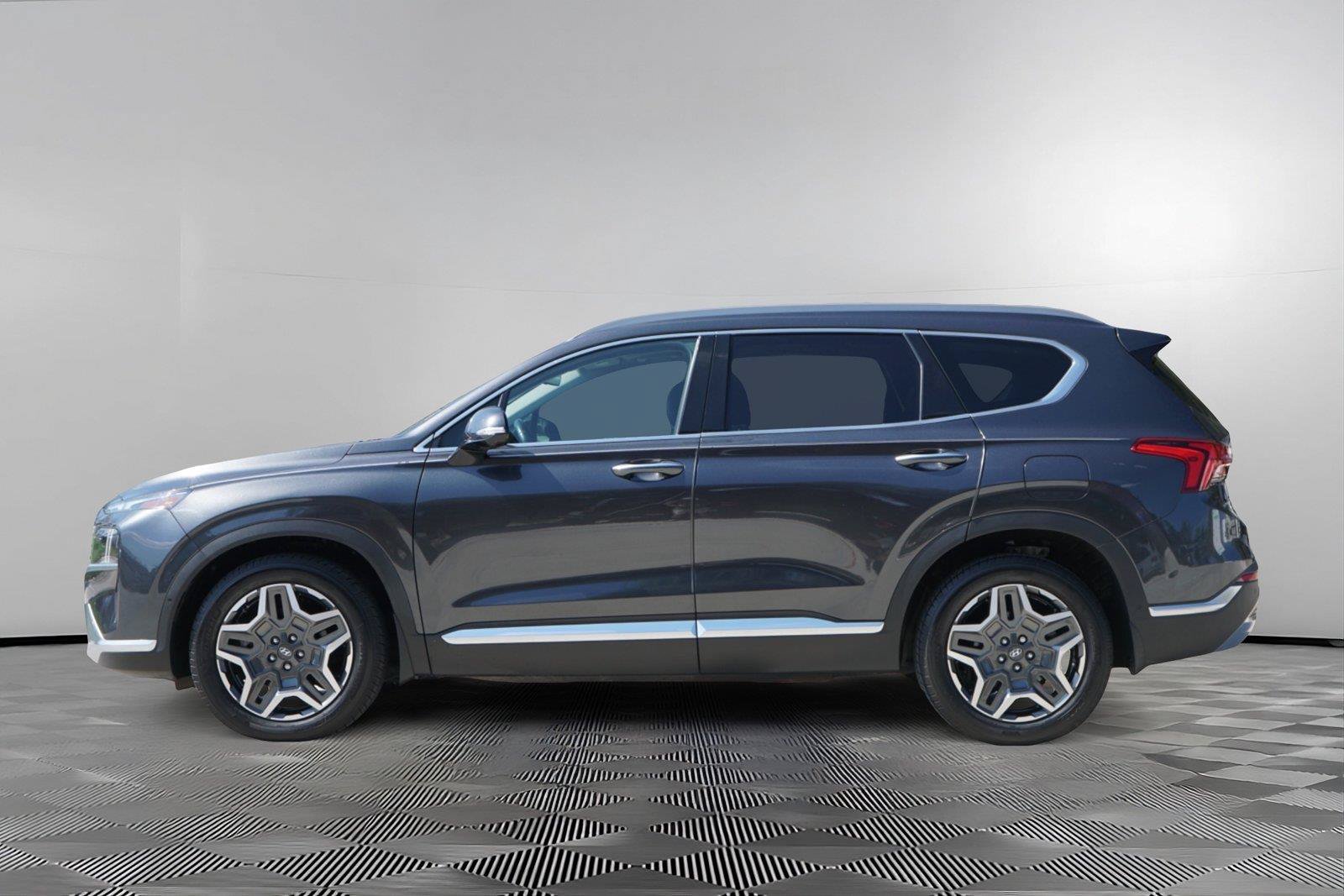 Used 2021 Hyundai Santa Fe Limited FWD image 7