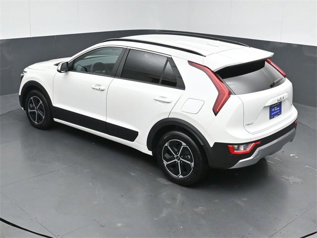 Used 2024 Kia Niro EX image 8