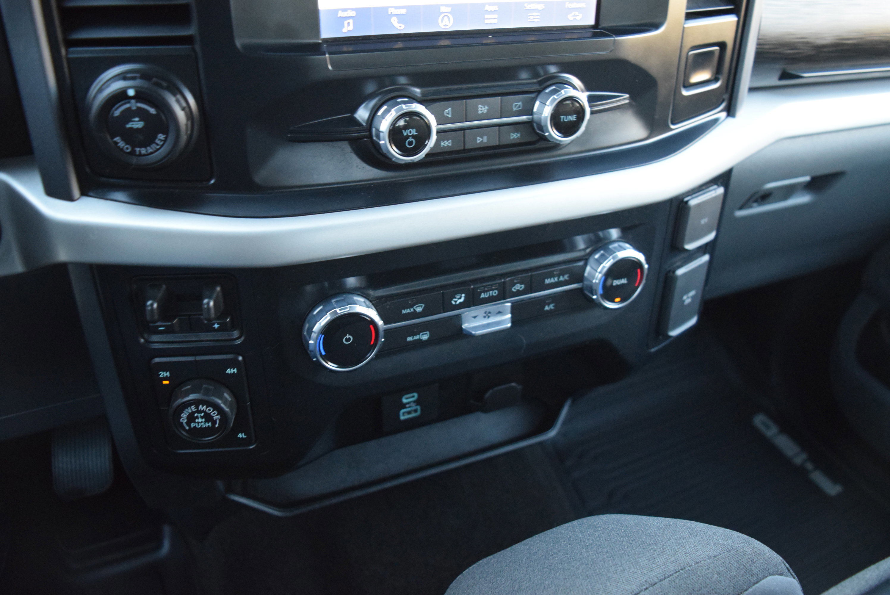 Certified 2023 Ford F150 XLT w/ Equipment Group 301A Mid image 16