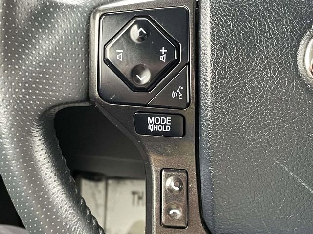 Used 2022 Toyota 4Runner TRD Off-Road Premium AWD/4WD image 20