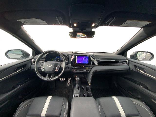 Used 2025 Toyota Camry SE w/ Convenience Package FWD image 13