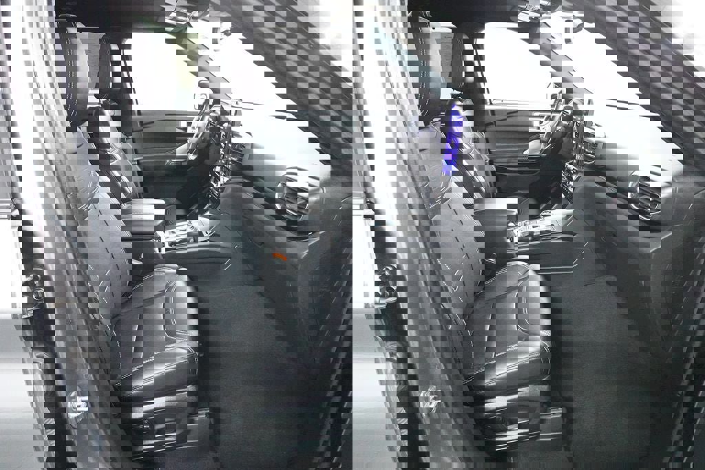 Certified 2023 Ford Explorer ST w/ Equipment Group 401A image 34