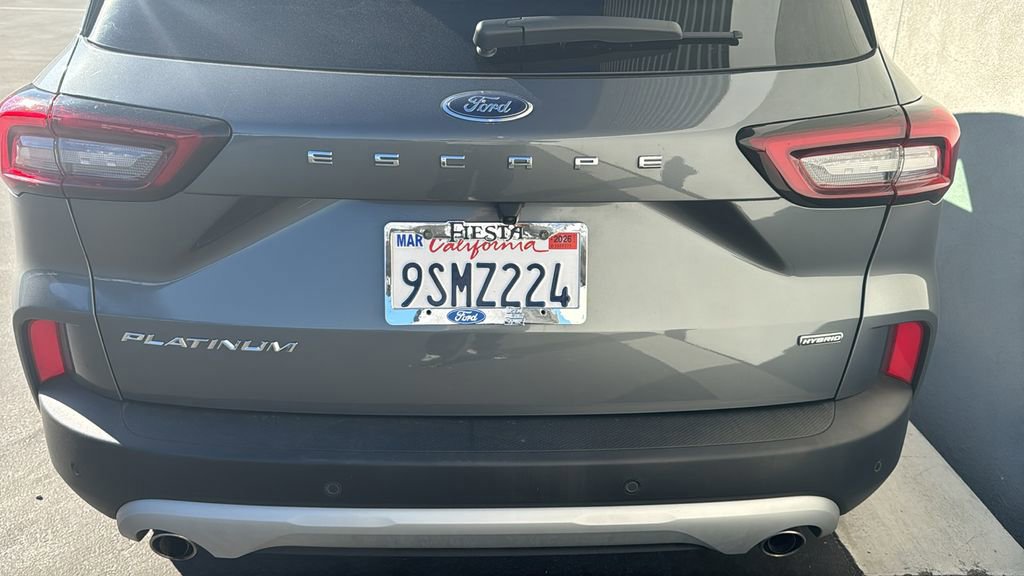 Certified 2025 Ford Escape Platinum image 3