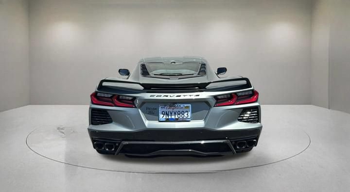 Used 2022 Chevrolet Corvette Stingray Premium Cpe w/ Z51 Performance Package RWD image 3