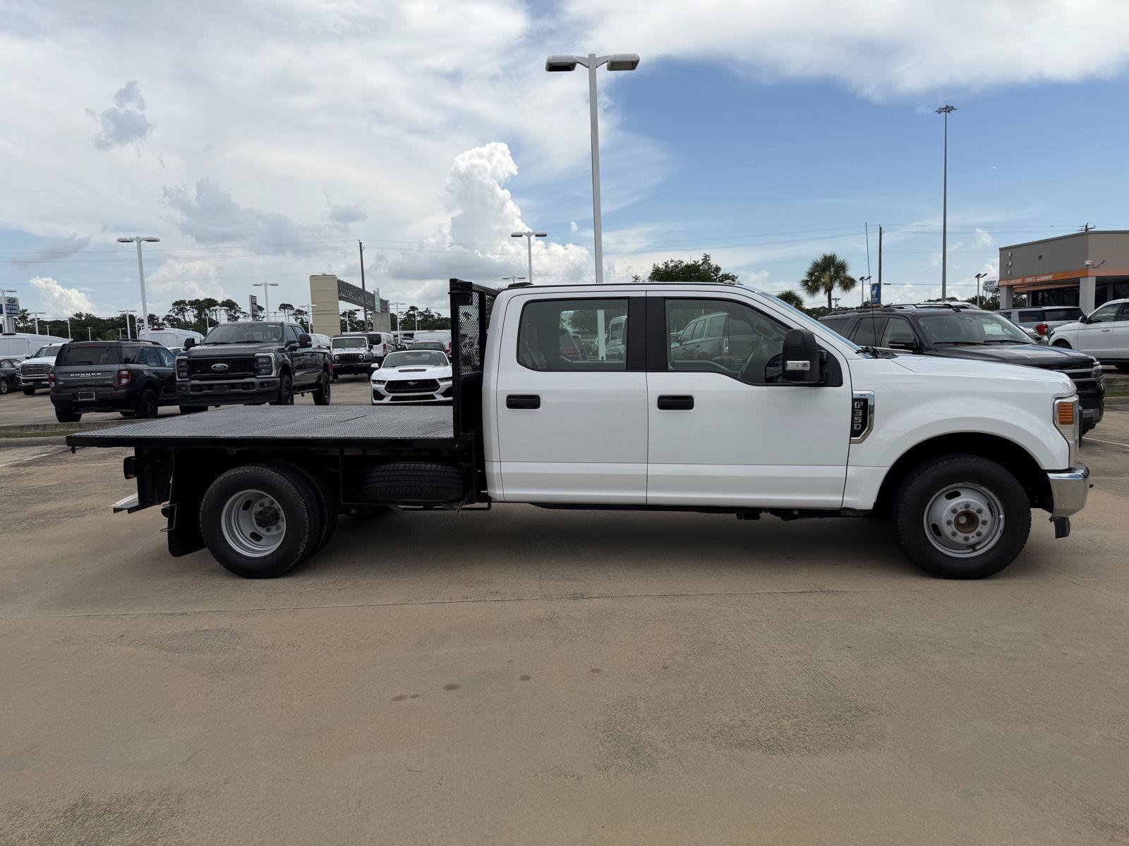 Certified 2020 Ford F350 XL w/ Power Equipment Group RWD image 3