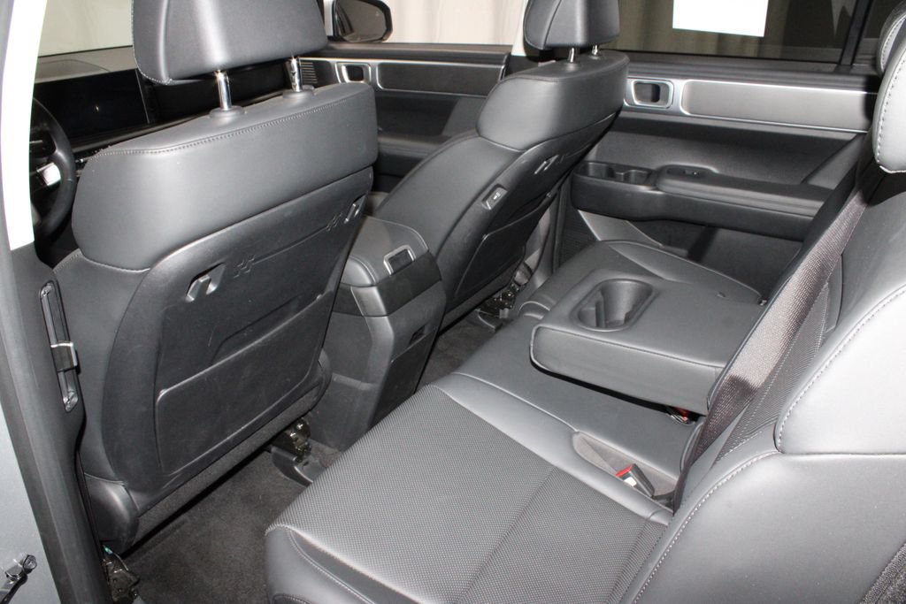Used 2025 Hyundai Santa Fe SEL AWD/4WD image 20