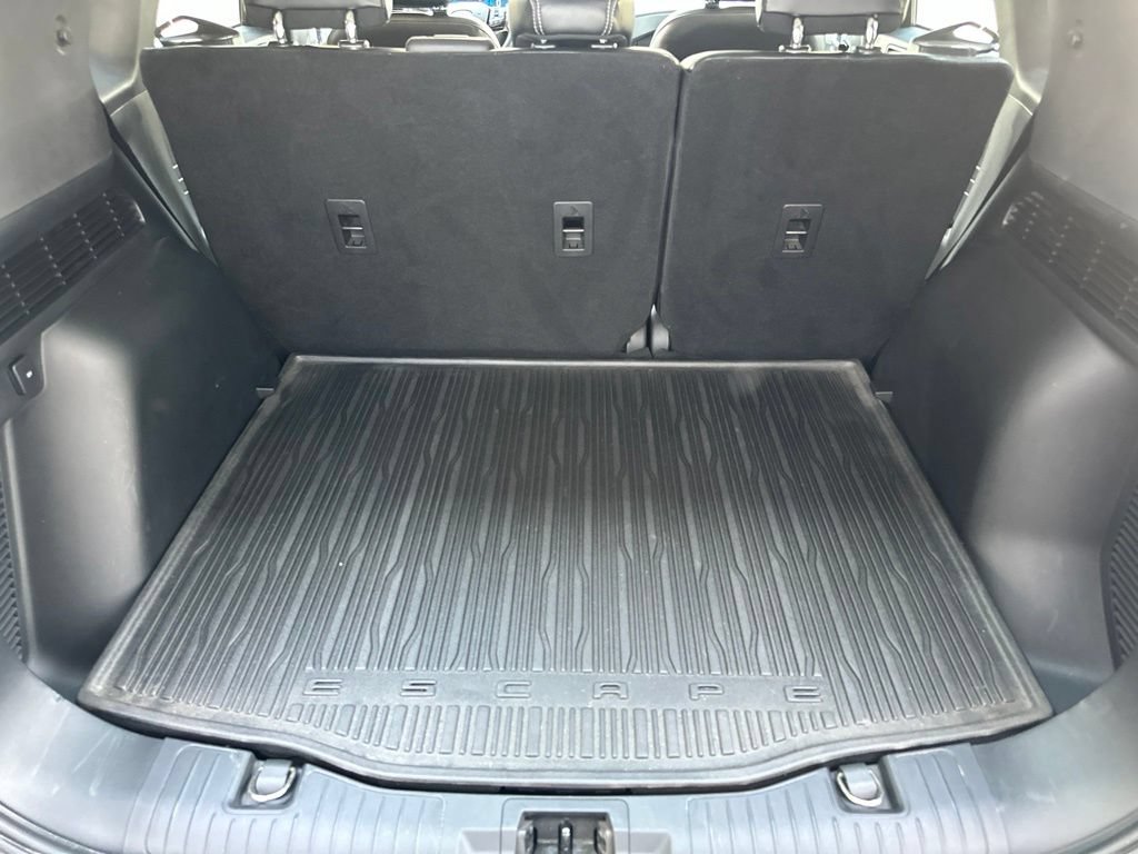 Certified 2023 Ford Escape Platinum AWD/4WD image 23