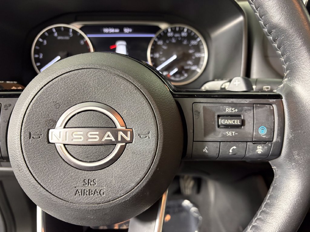 Used 2023 Nissan Rogue SV w/ SV Premium B Package FWD image 22