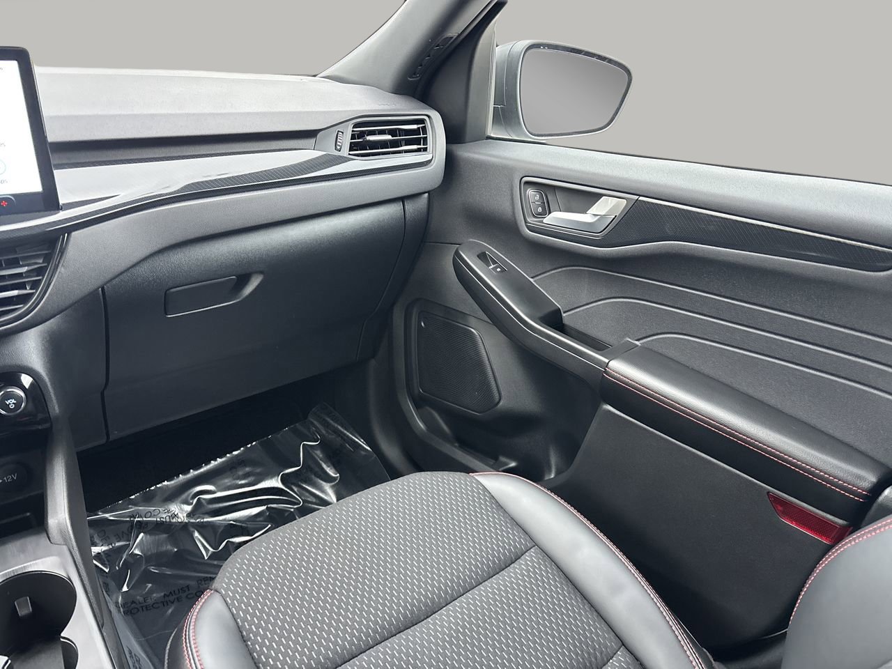 Certified 2025 Ford Escape ST-Line w/ Tech Pack #1 image 16