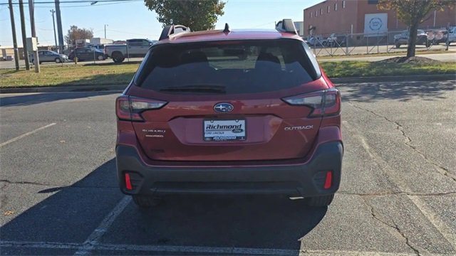 Used 2022 Subaru Outback Premium image 8