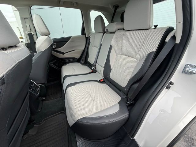 Used 2024 Subaru Forester Premium AWD/4WD image 18