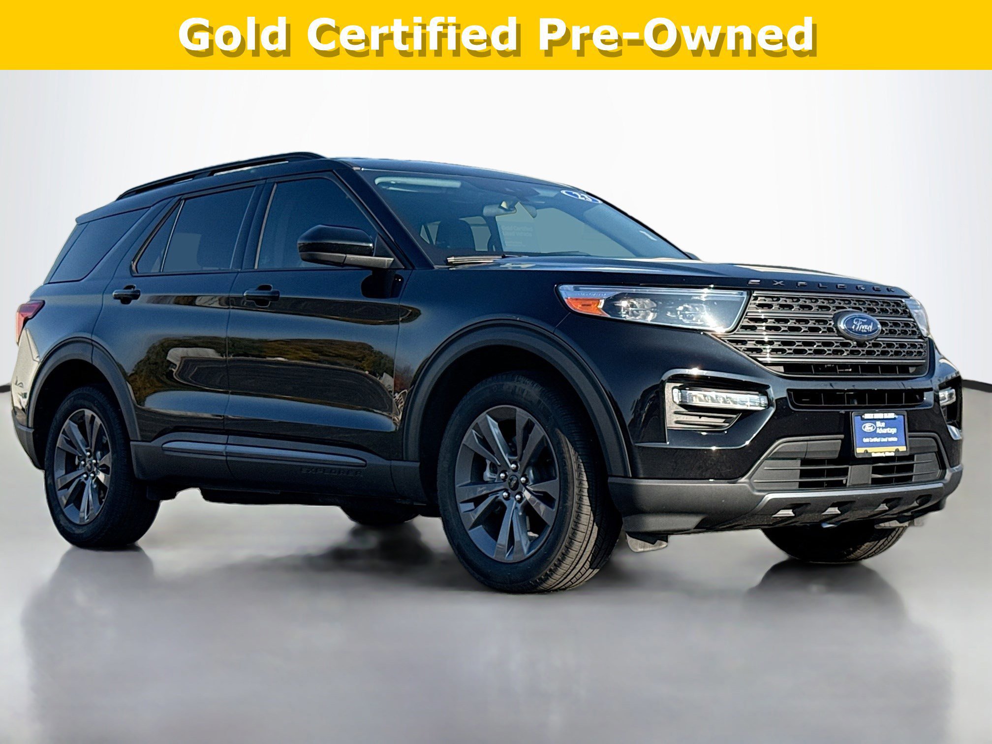 Certified 2023 Ford Explorer XLT w/ Equipment Group 202A image 4