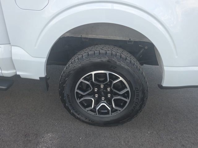 Certified 2021 Ford F150 XLT w/ Equipment Group 302A High image 13