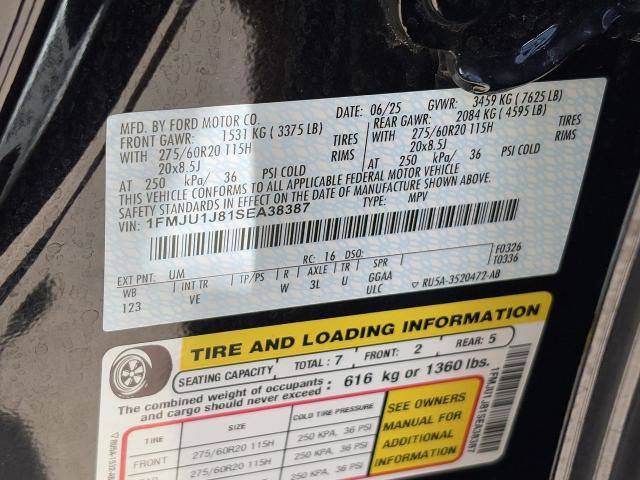 Certified 2025 Ford Expedition Active AWD/4WD image 32