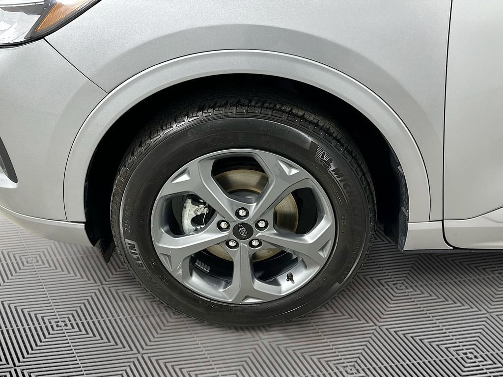 Certified 2024 Ford Escape ST-Line image 25