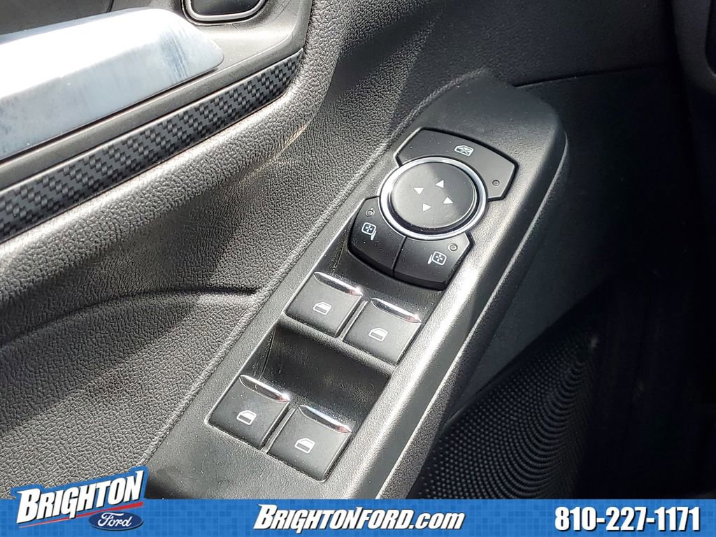 Certified 2025 Ford Escape ST-Line w/ Tech Pack #1 AWD/4WD image 16