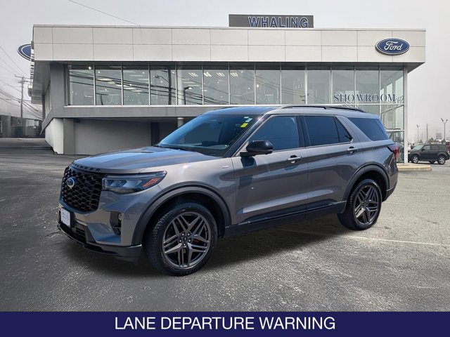 Certified 2025 Ford Explorer ST-Line w/ ST-Line Street Pack AWD/4WD image 3