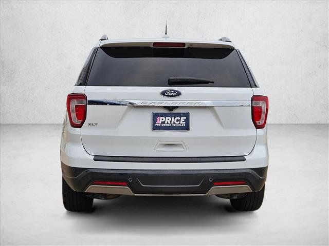 Certified 2019 Ford Explorer XLT w/ Equipment Group 201A image 4