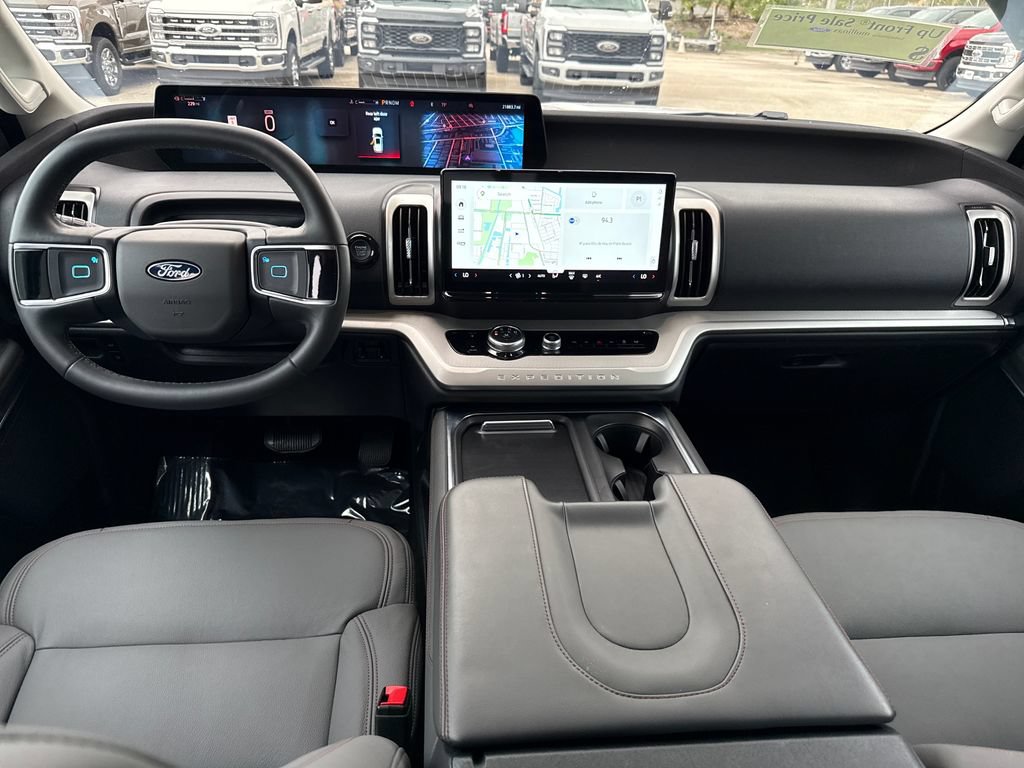 Certified 2025 Ford Expedition Active RWD image 6