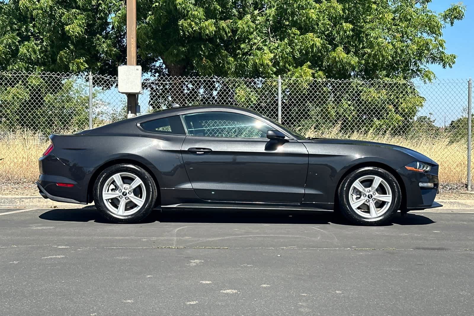 Certified 2023 Ford Mustang Coupe RWD image 8