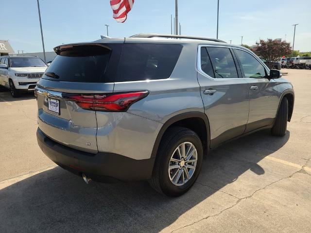 Used 2023 Chevrolet Traverse LT FWD image 5