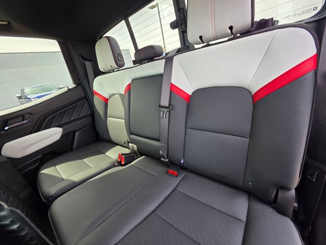 Used 2024 GMC Canyon AT4X AWD/4WD image 15