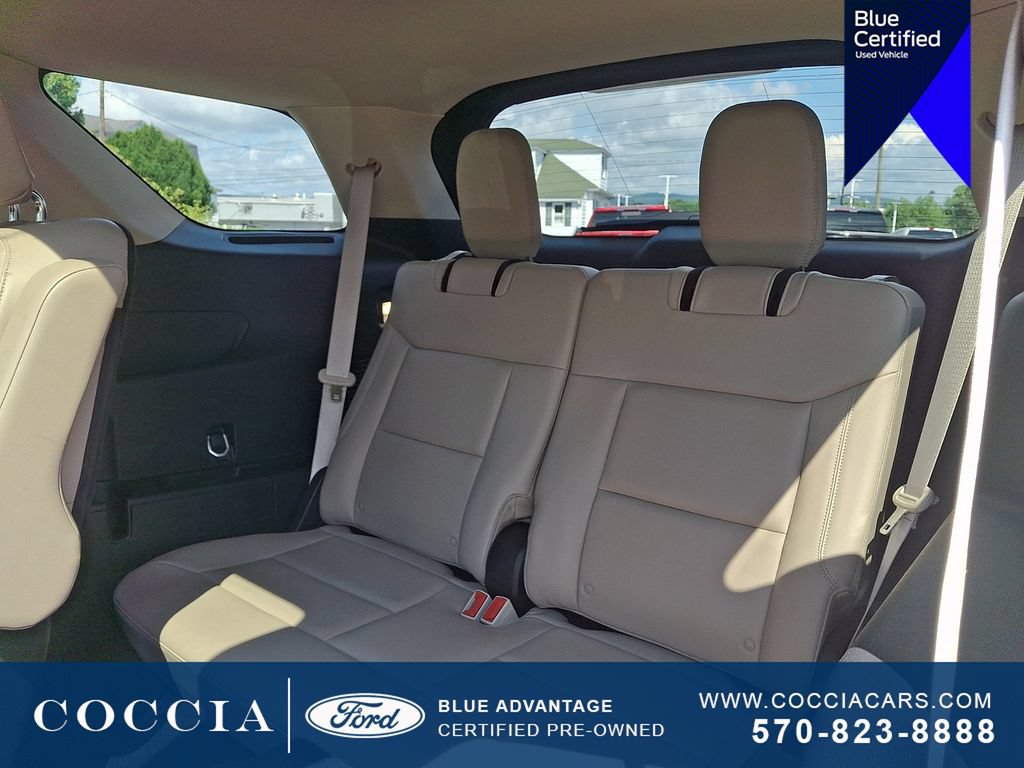 Certified 2023 Ford Explorer XLT w/ Equipment Group 202A AWD/4WD image 9