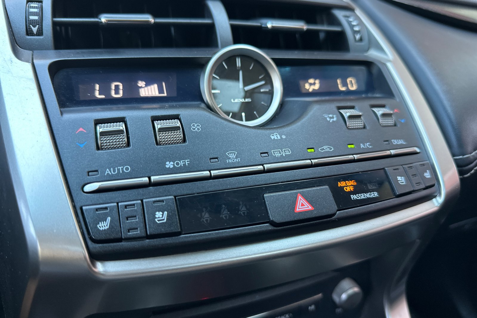 Used 2018 Lexus NX 300h AWD w/ Comfort Package image 28
