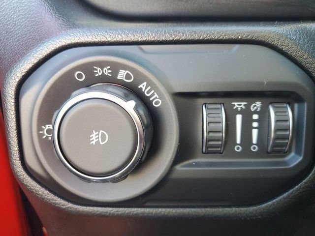 Used 2022 Jeep Wrangler Unlimited Rubicon w/ Trailer Tow Package image 19