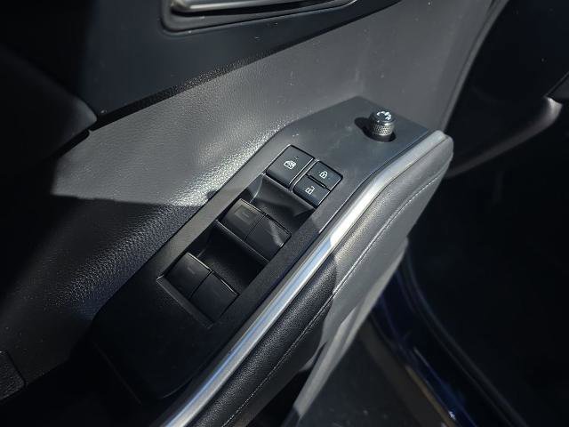 Used 2021 Toyota Highlander XLE AWD/4WD image 20