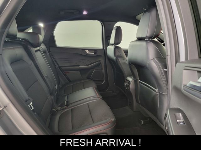 Certified 2023 Ford Escape ST-Line w/ Tech Pack #1 AWD/4WD image 18
