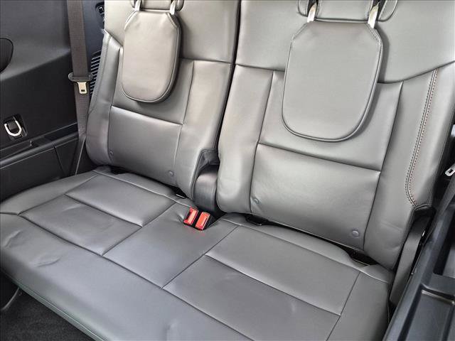 Certified 2025 Ford Explorer Active w/ Active Comfort Package RWD image 19