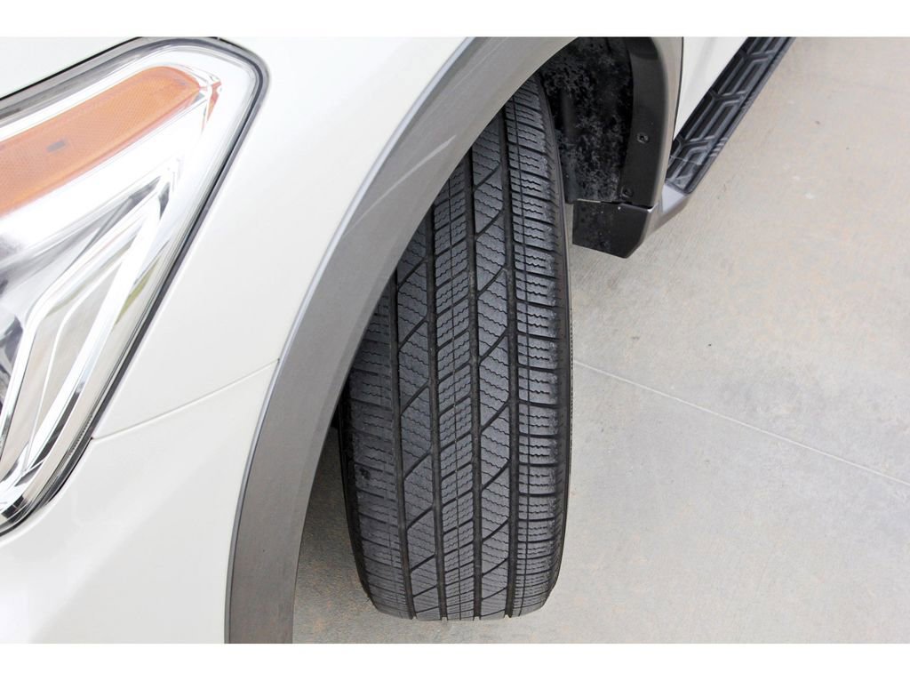 Used 2020 Nissan Armada SL w/ Premium Package image 30