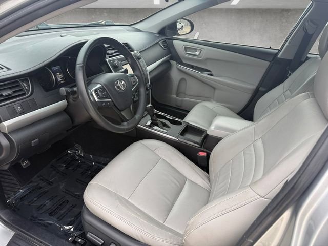 Used 2017 Toyota Camry SE image 19