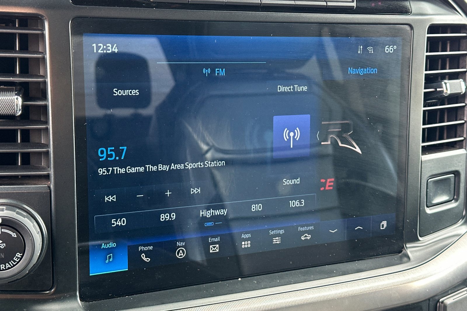 Certified 2022 Ford F150 Raptor w/ Equipment Group 801A High image 25