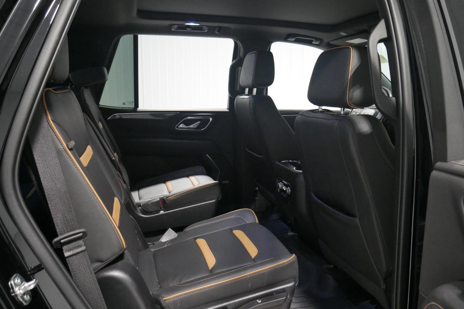 Used 2022 GMC Yukon AT4 w/ Max Trailering Package image 18