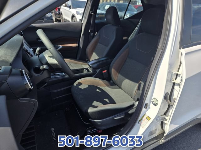 Used 2024 Nissan Kicks SR FWD image 9
