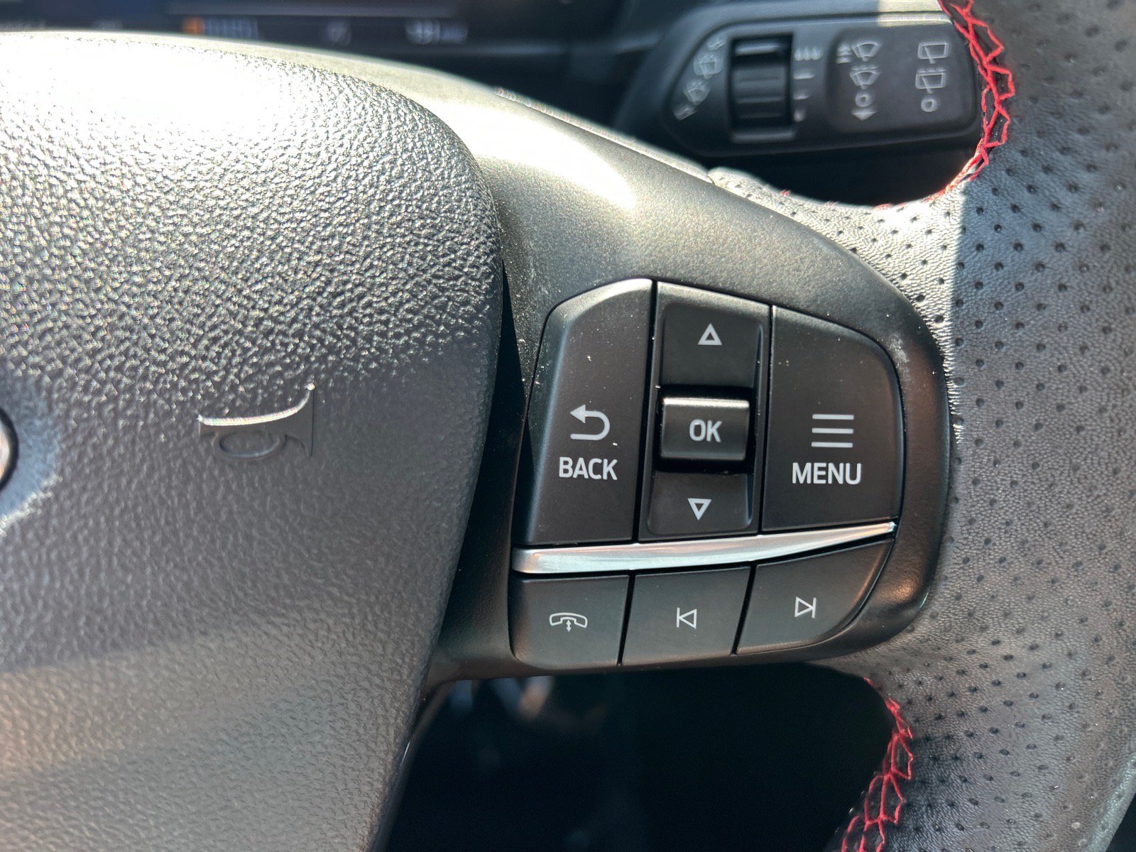 Certified 2023 Ford Escape ST-Line AWD/4WD image 26
