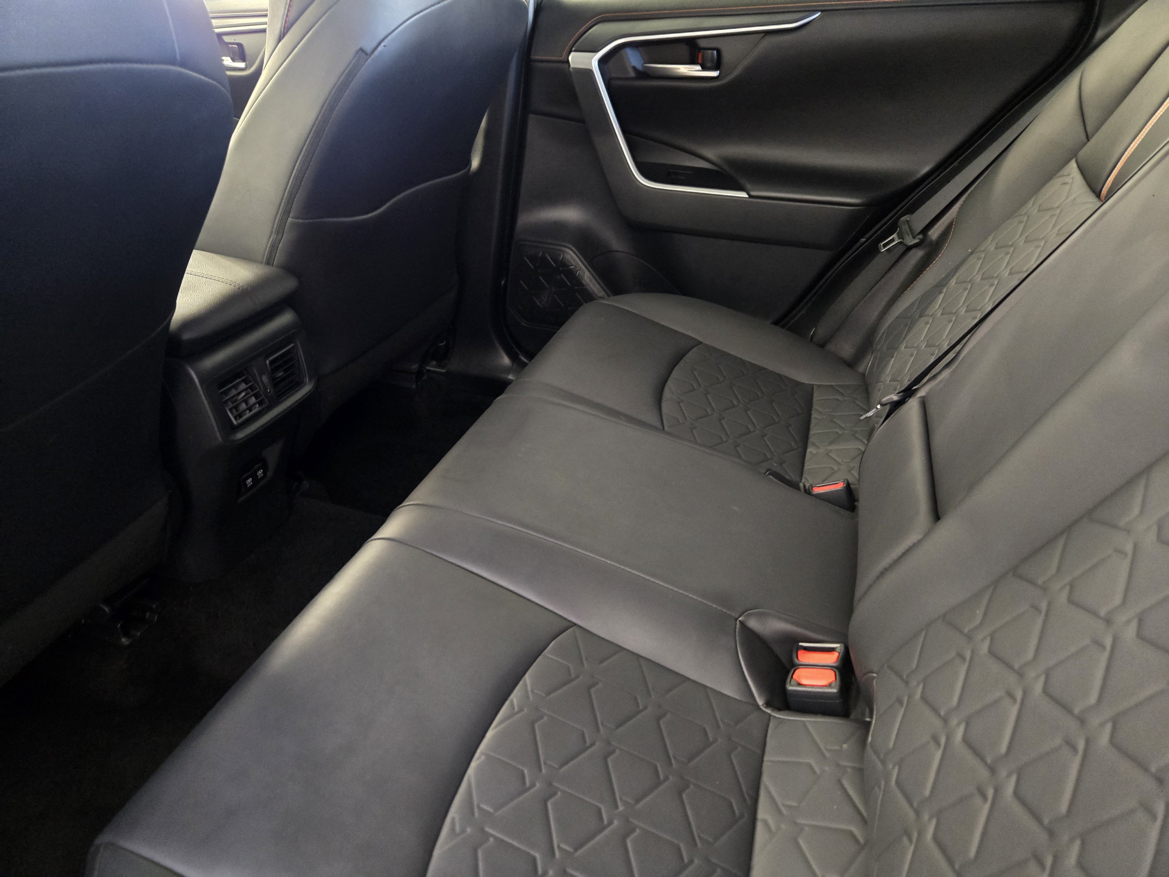 Used 2019 Toyota RAV4 Adventure AWD/4WD image 31