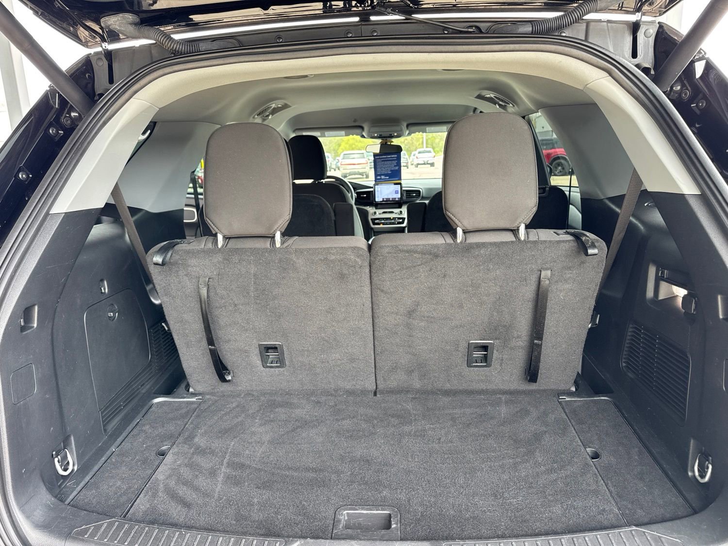 Certified 2023 Ford Explorer XLT AWD/4WD image 38
