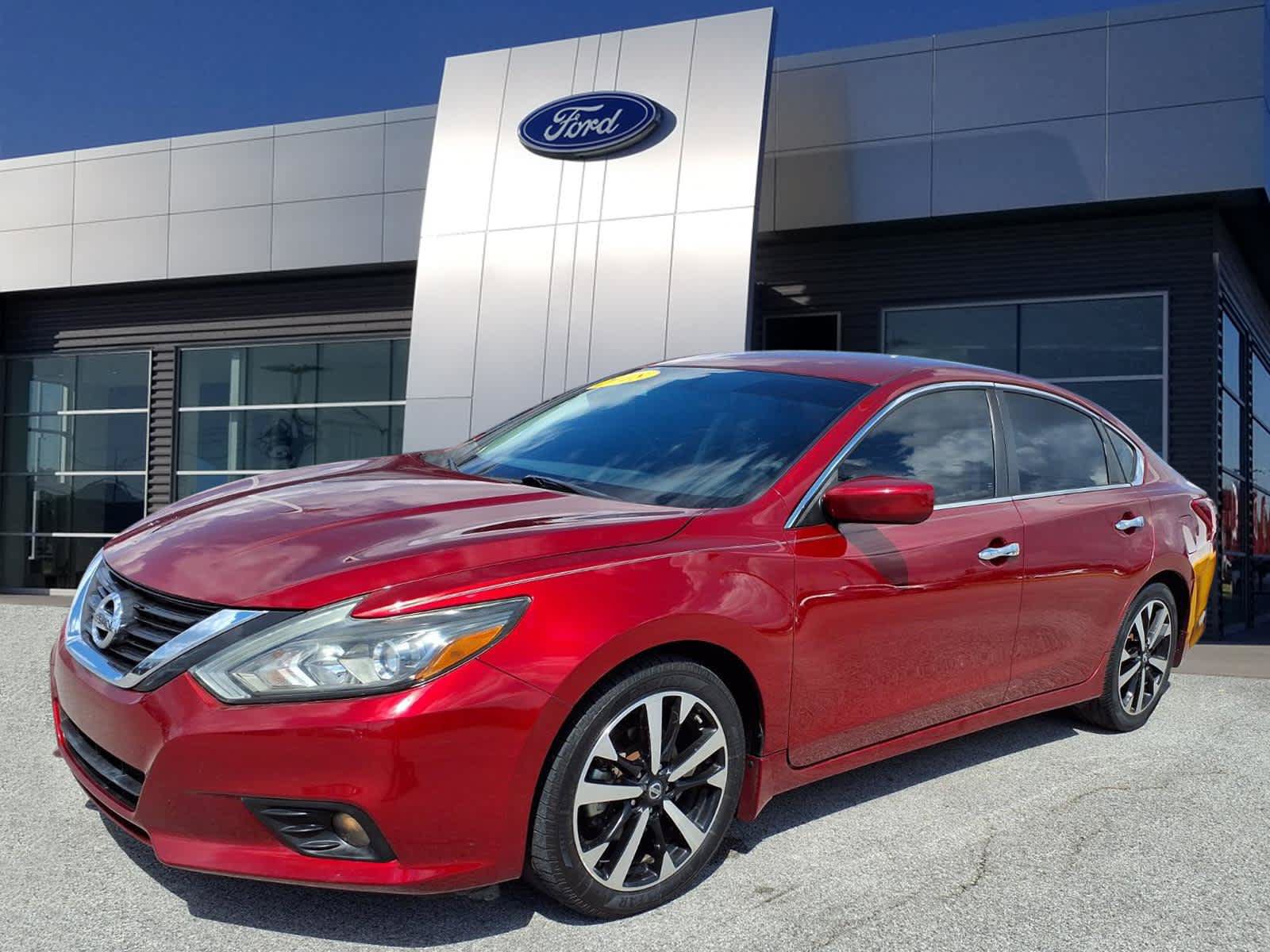 Used 2018 Nissan Altima 2.5 SR FWD image 4