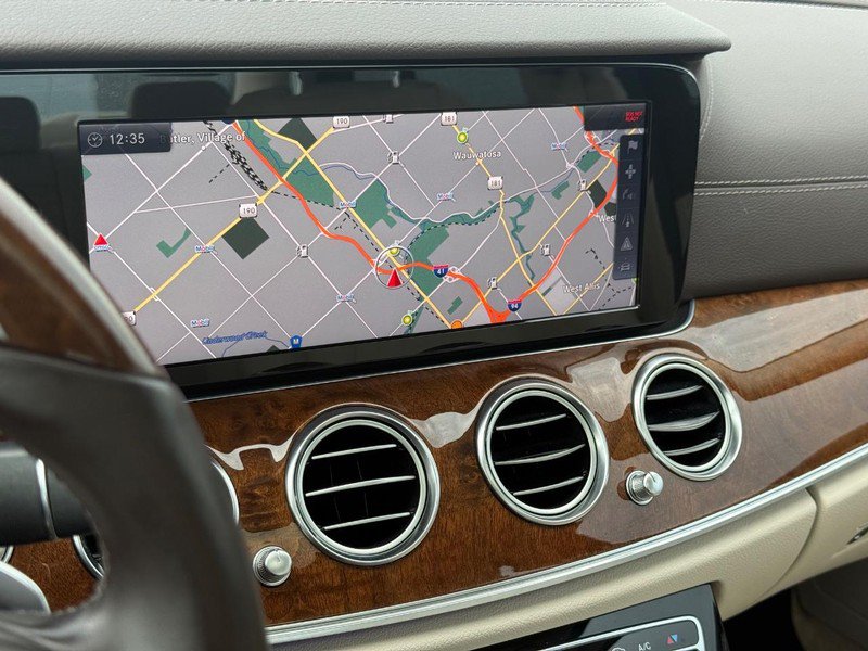 Used 2017 Mercedes-Benz E 300 4MATIC image 24