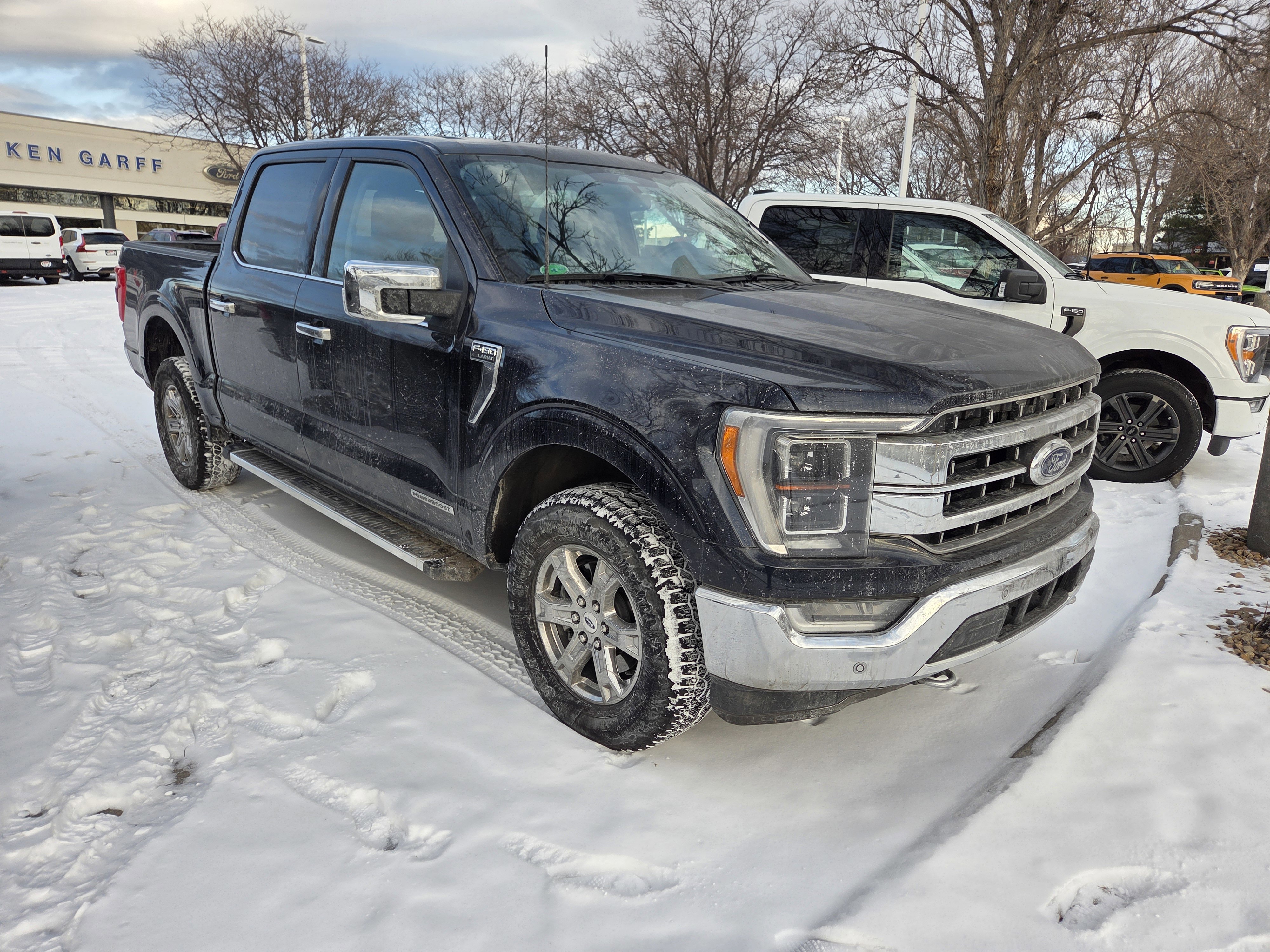 Certified 2022 Ford F150 Lariat w/ Equipment Group 502A High image 3