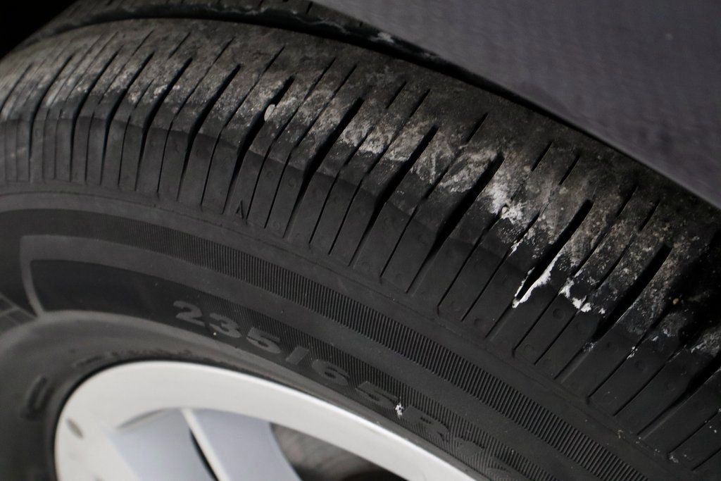 Used 2024 Kia Carnival LX image 19