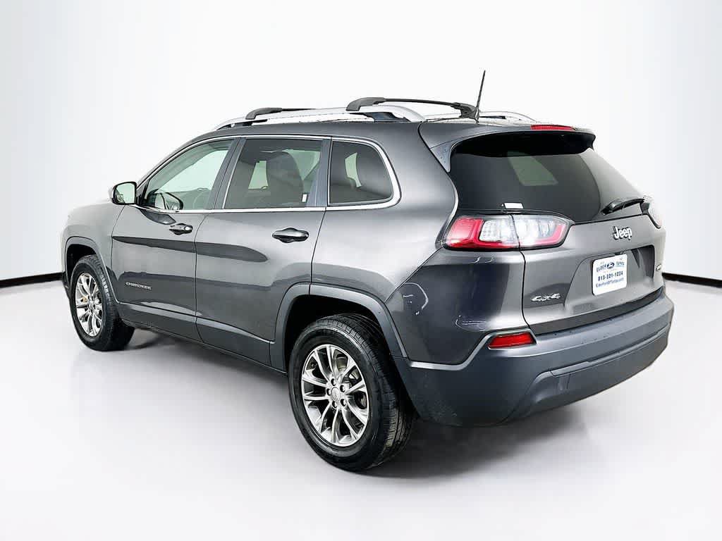 Used 2019 Jeep Cherokee Latitude Plus w/ Cold Weather Group AWD/4WD image 4