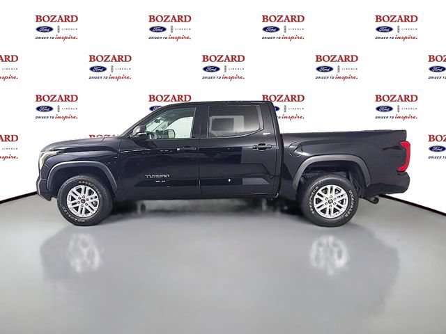 Used 2023 Toyota Tundra SR5 w/ SR5 Convenience Package AWD/4WD image 5