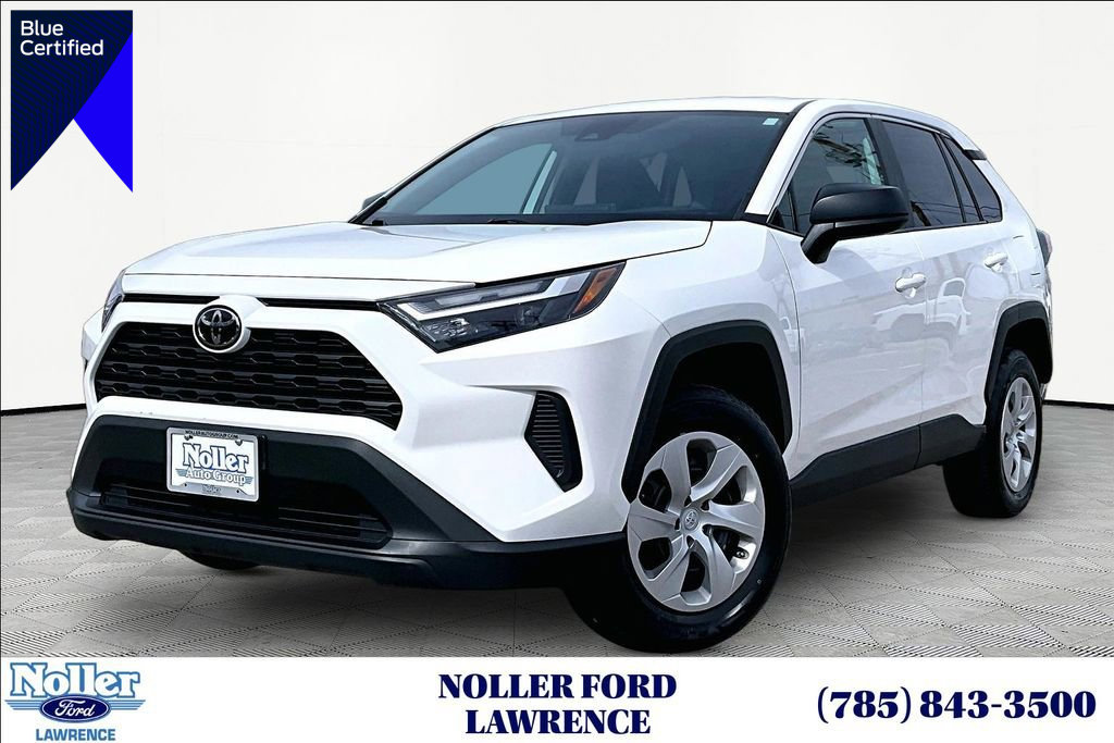 Used 2024 Toyota RAV4 LE image 1