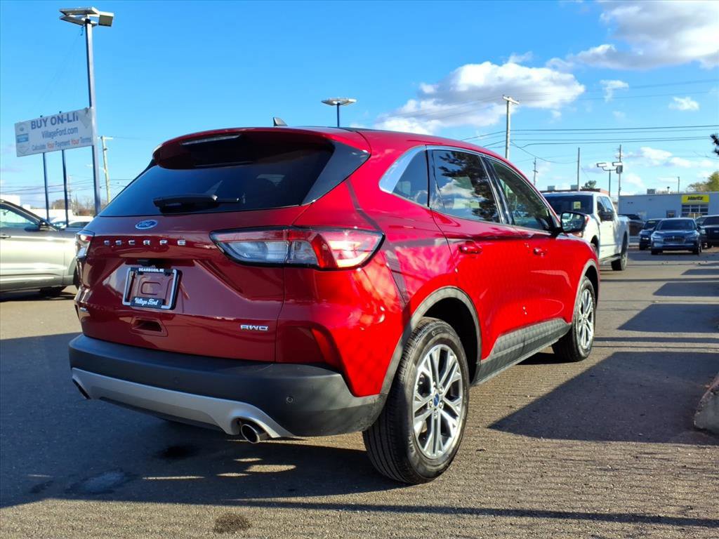 Certified 2022 Ford Escape SEL w/ Technology Package image 2