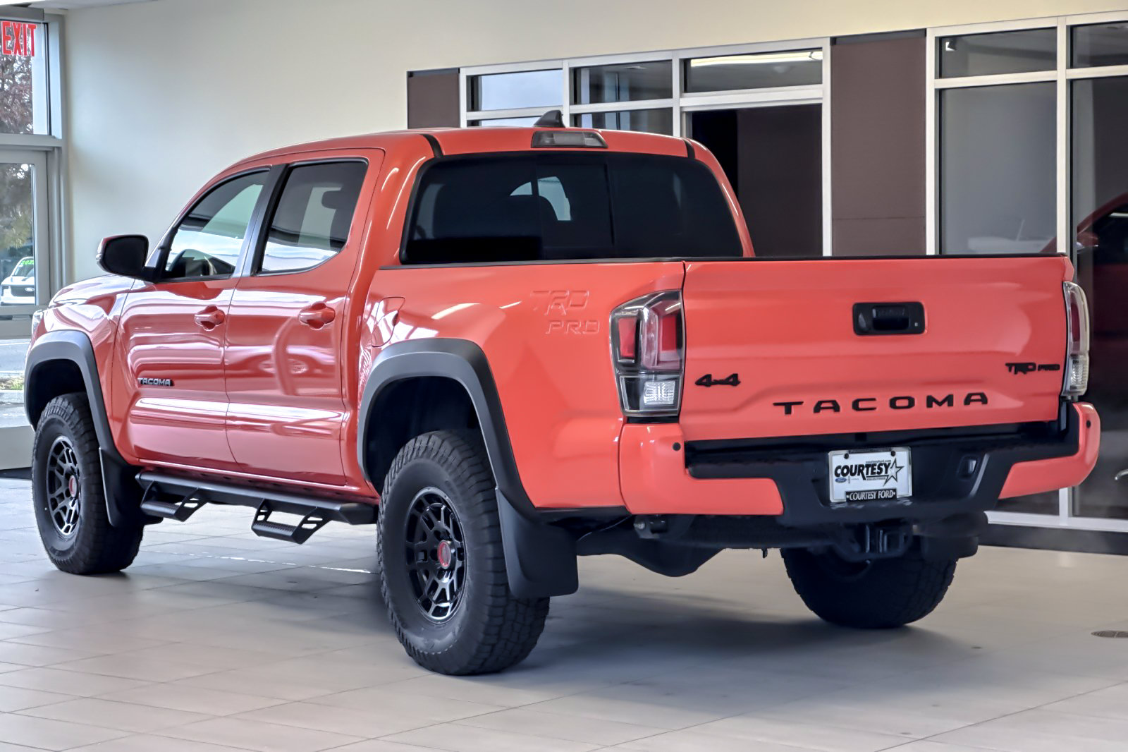 Used 2023 Toyota Tacoma TRD Pro AWD/4WD image 6