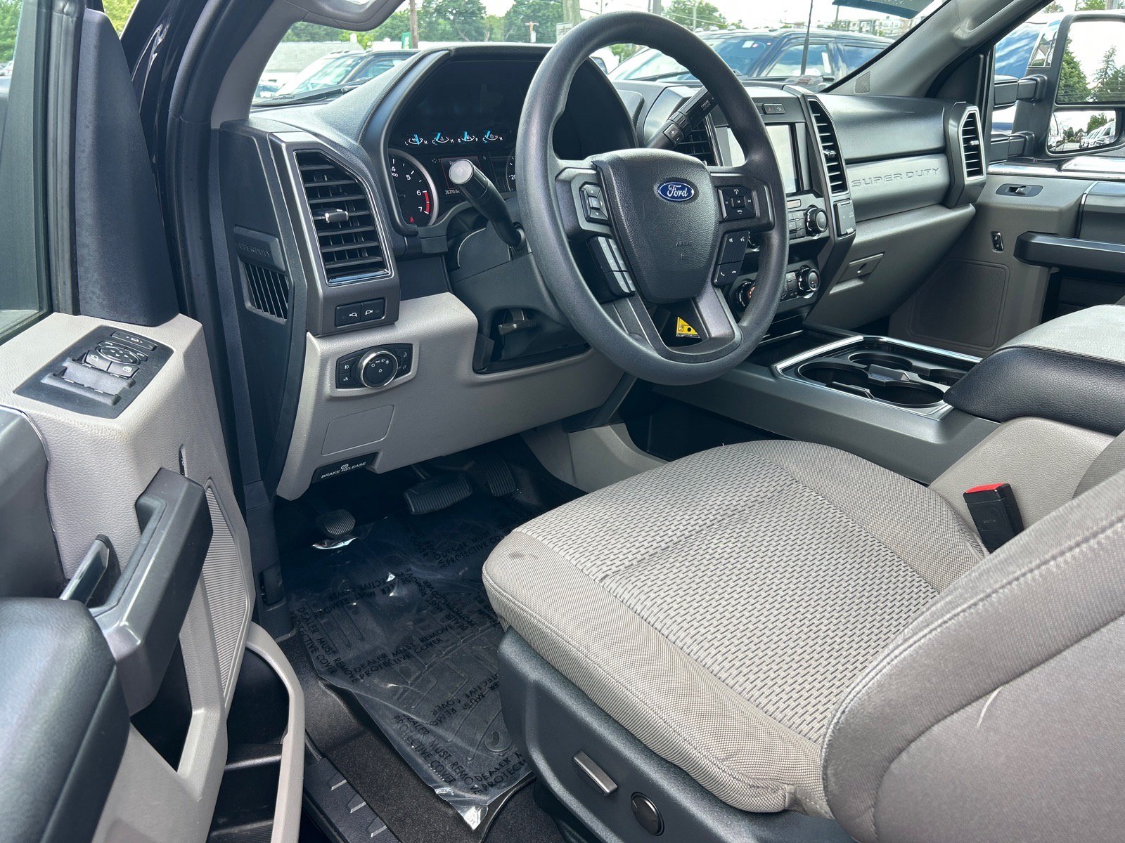 Certified 2022 Ford F350 XLT w/ XLT Premium Package AWD/4WD image 7